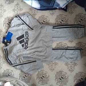 Kids 7 Adidas 2 piece sweatshirt/pants set